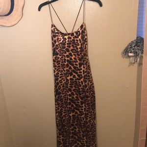 Leopard print bodycon midi dress